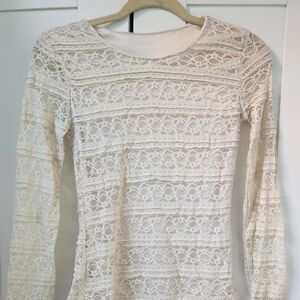 Vintage Lace Long Sleeve Top